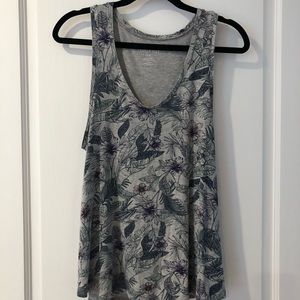 😎Grey floral tank